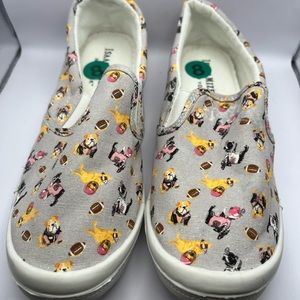 New Isaac Mizrahi Dog Football Print Grey Slip On Sneakers Rossi Size 8